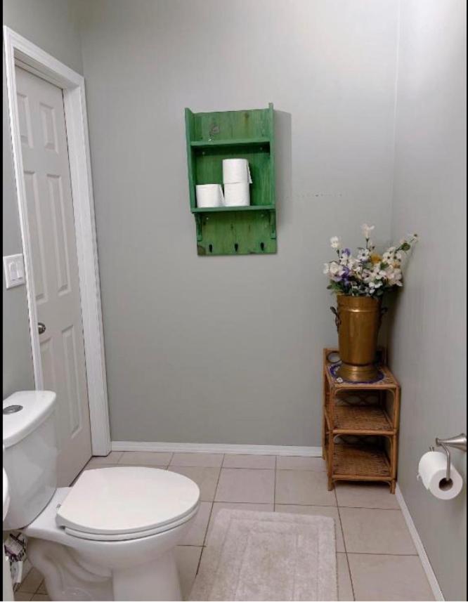Best Garden House&3 Mins Bus Station Close C-Train&Free Parking YYC Dış mekan fotoğraf