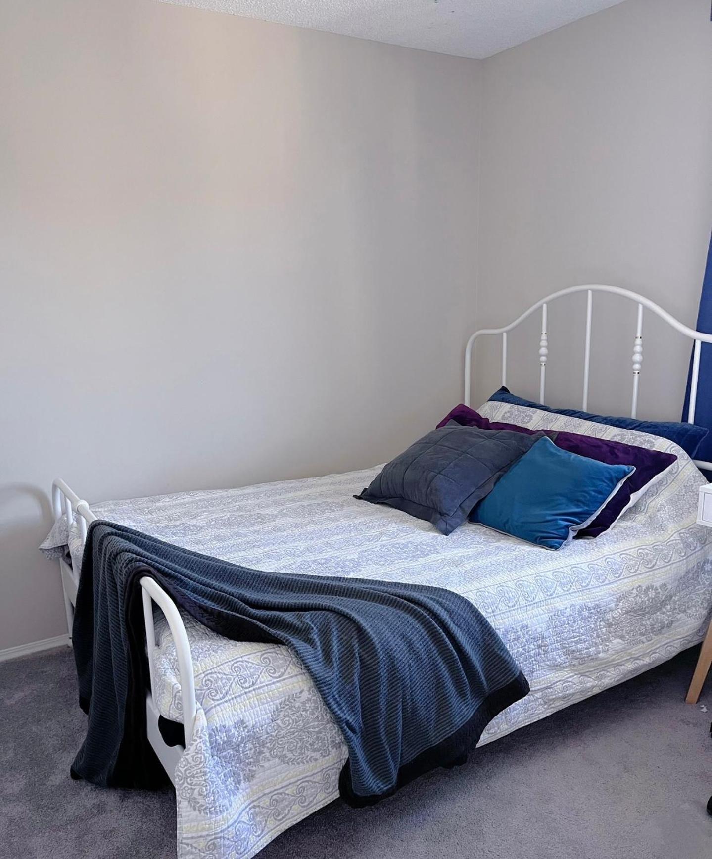 Best Garden House&3 Mins Bus Station Close C-Train&Free Parking YYC Dış mekan fotoğraf