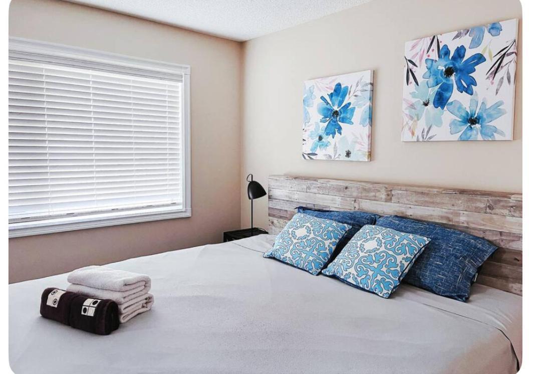 Best Garden House&3 Mins Bus Station Close C-Train&Free Parking YYC Dış mekan fotoğraf